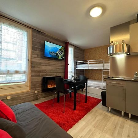 Le Chaleureux Cocon Rouge Appartement Ustou Buitenkant foto